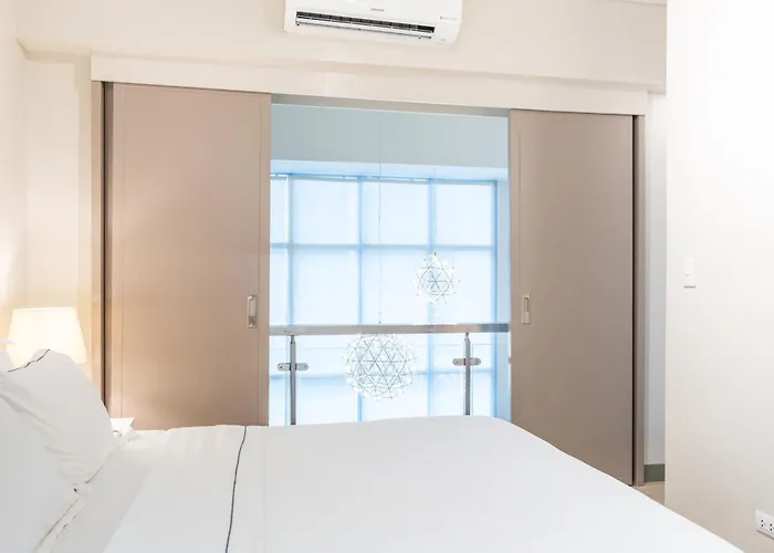 Bgc Spacious 1br Loft Uptown *